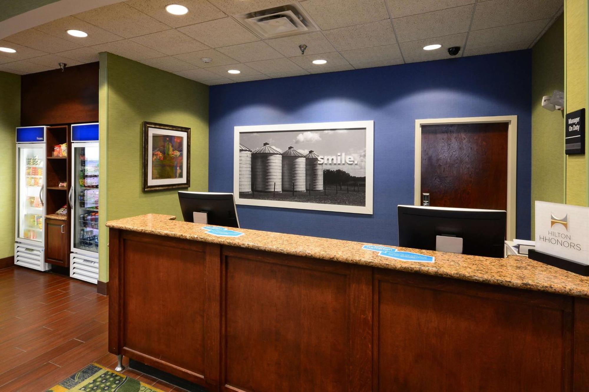 Hampton Inn Roxboro Luaran gambar