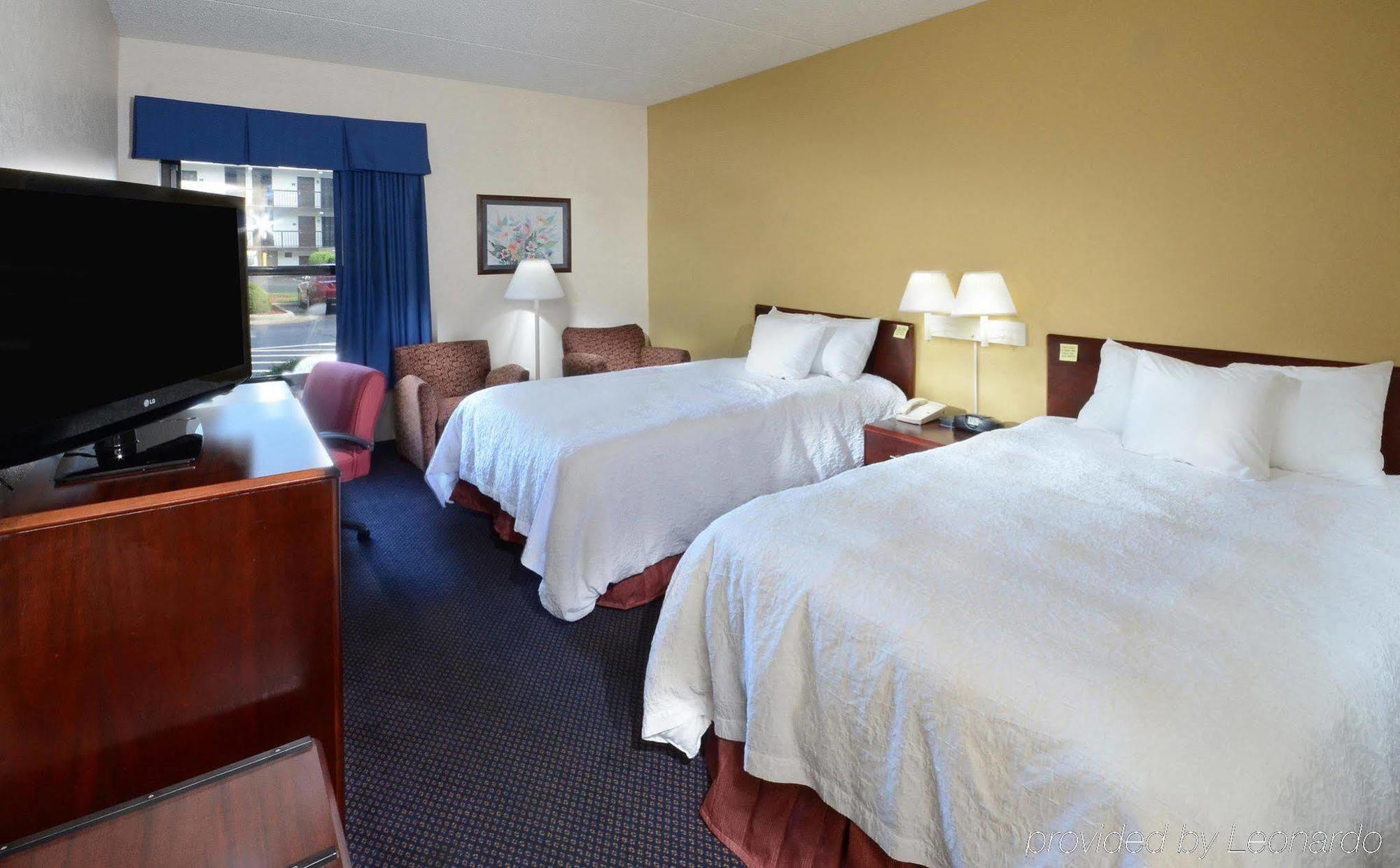 Hampton Inn Roxboro Luaran gambar